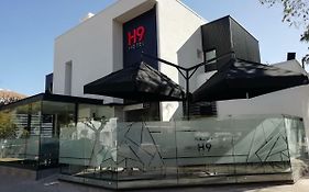 Hotel H9